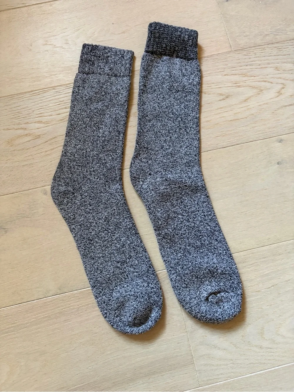 Men's Gray Marled Crew Socks - Comfortable Everyday Wear